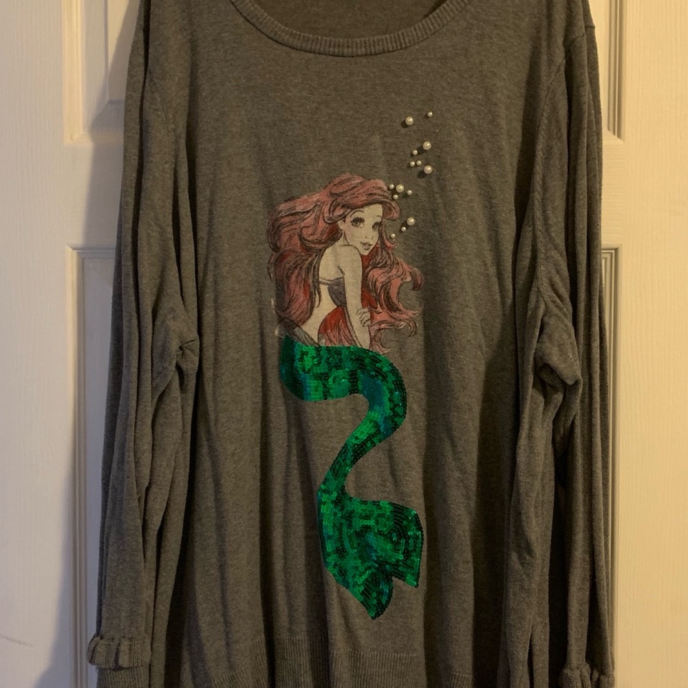 Torrid Disney Ariel sweater size 6